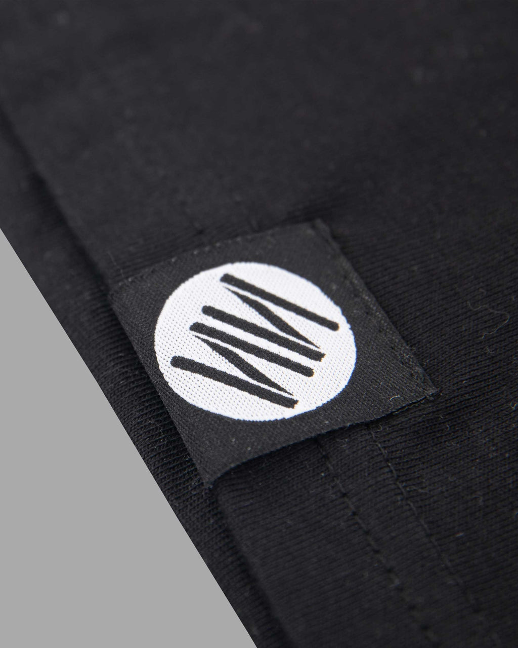 Base Long Sleeve Tee Black